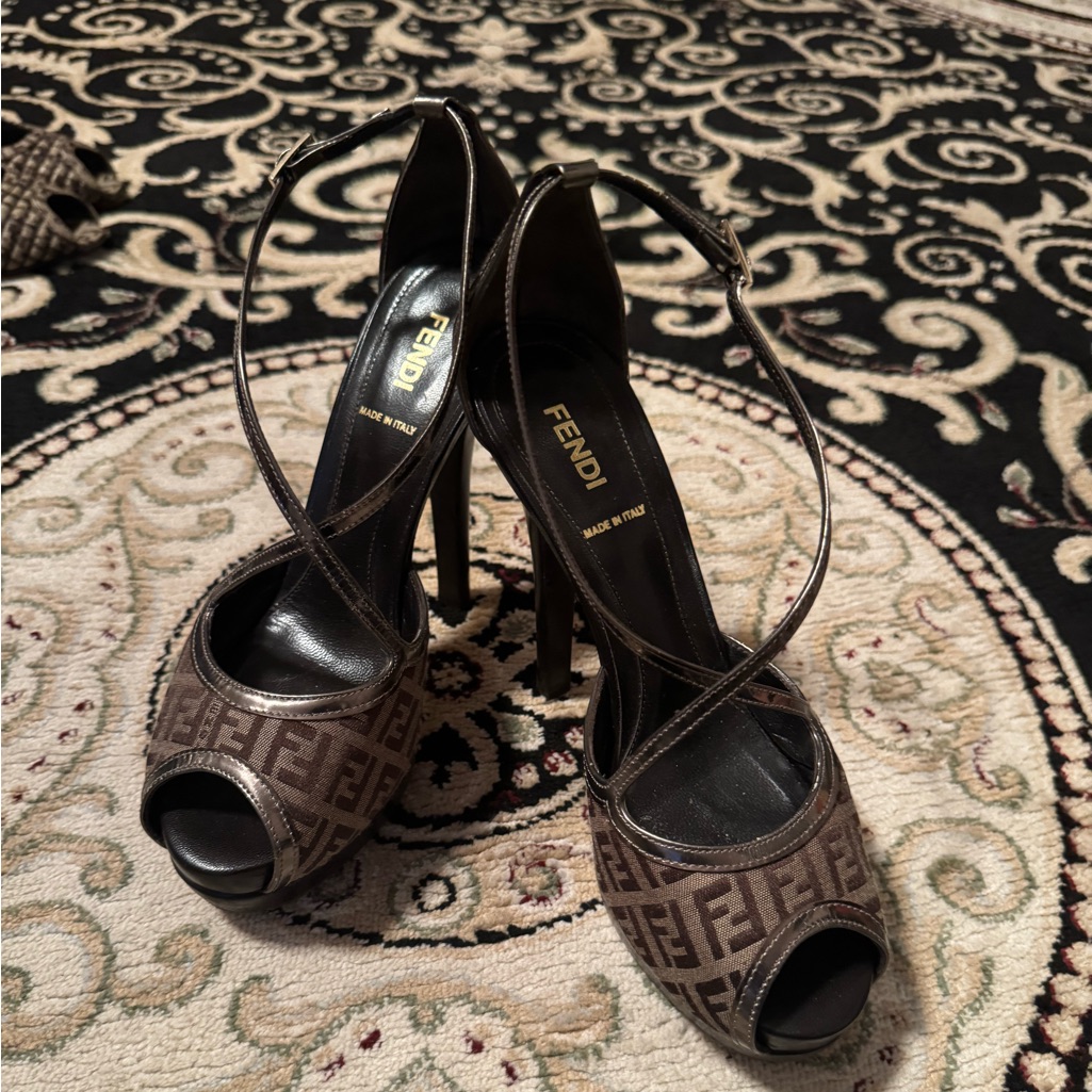 Fendi Brown Peep-Toe Heels Sandals